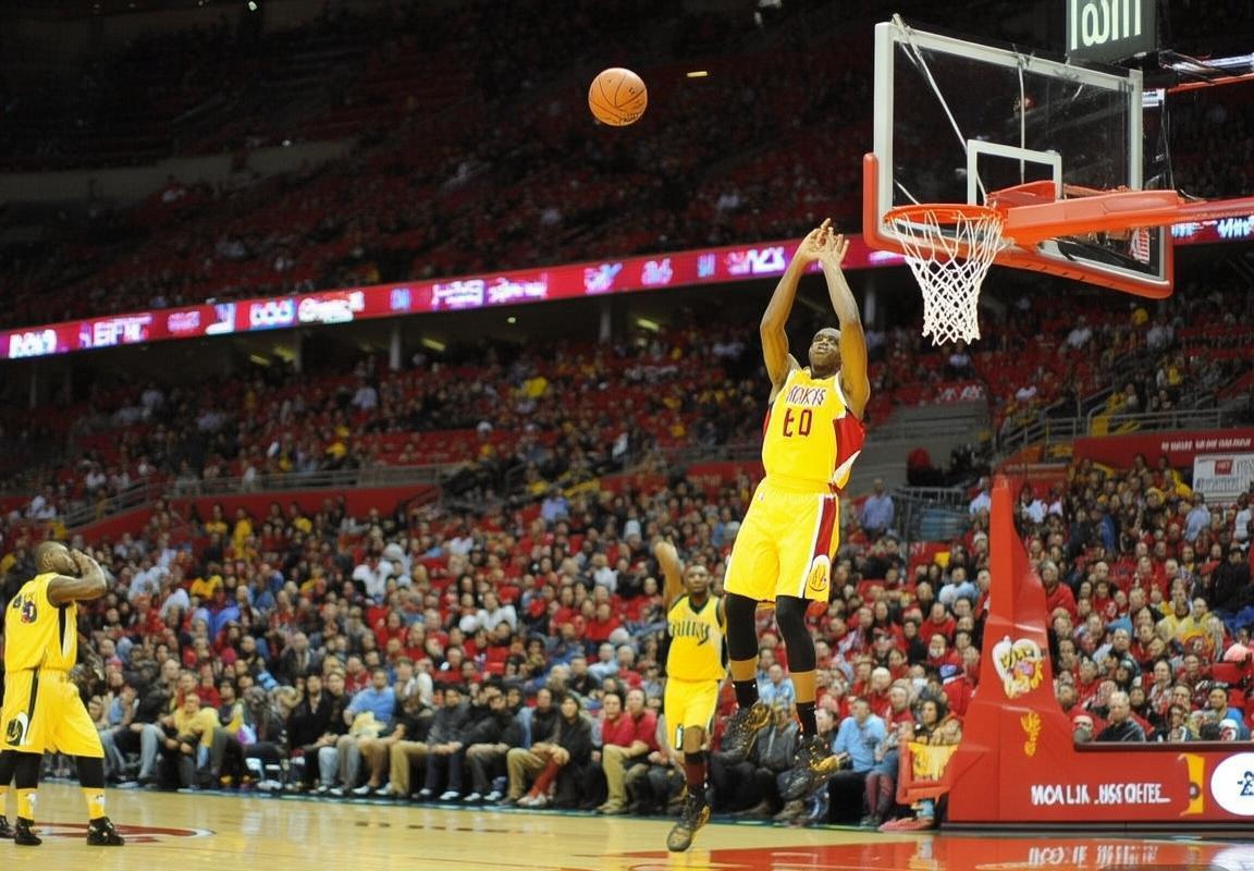 2017年火箭黄蜂巅峰对决：哈登保罗对决沃克，激情碰撞再现篮球传奇(图2)