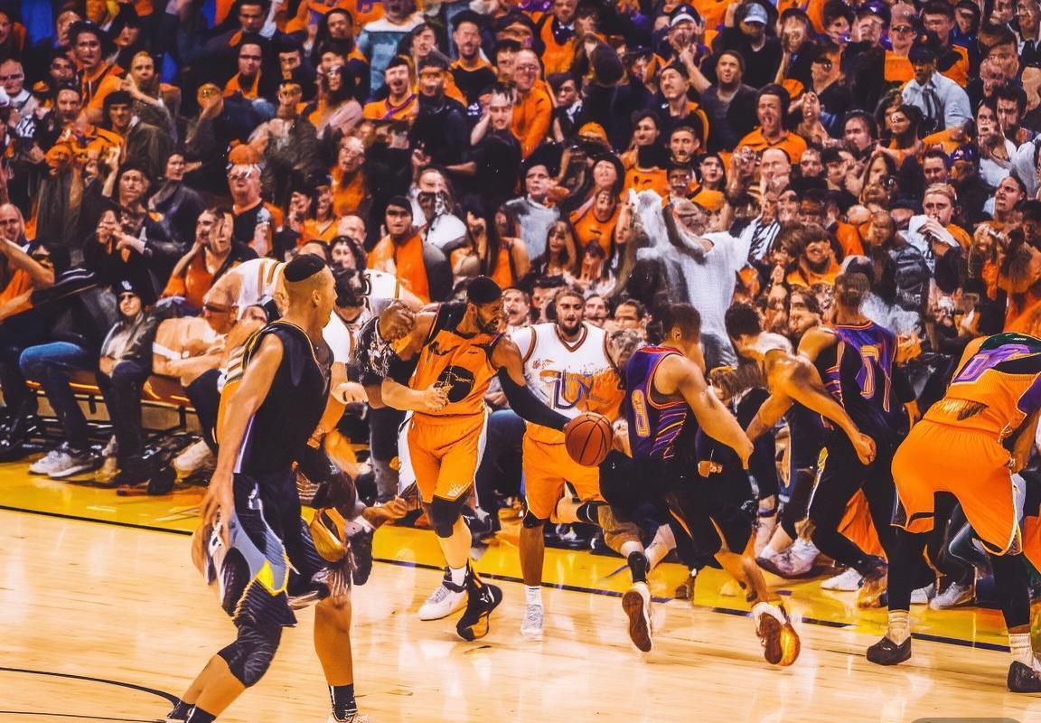 2017年NBA经典对决：勇士VS太阳激战火花四溅